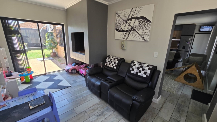 3 Bedroom Property for Sale in Brackenfell South Western Cape